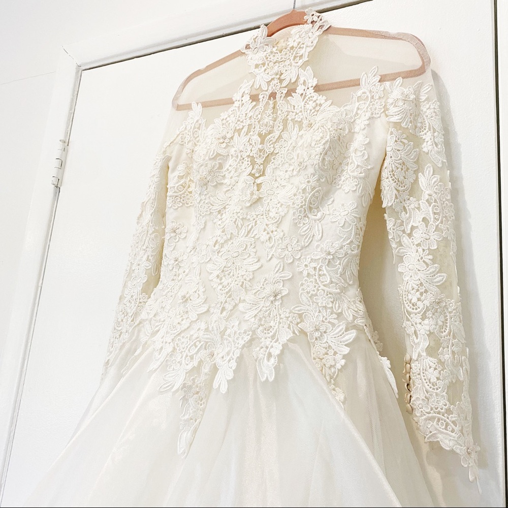 Eve of Milady wedding gown - Picture 8 of 11